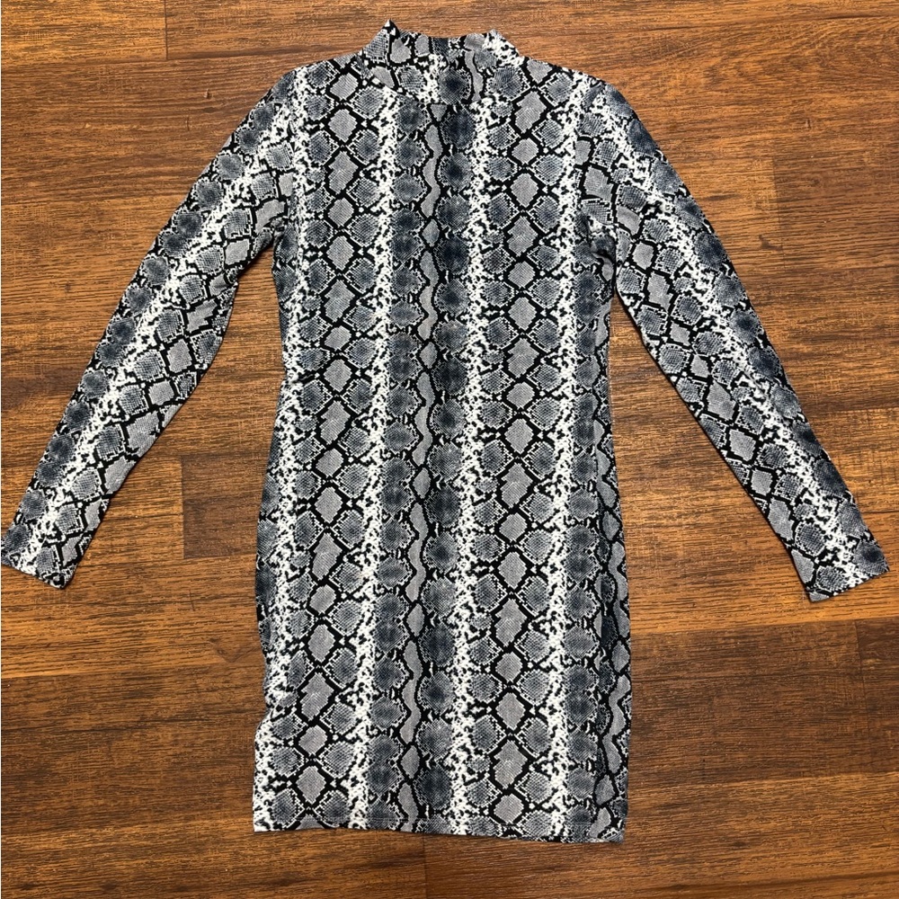 Fashion Nova Black and White Snake Print Dress